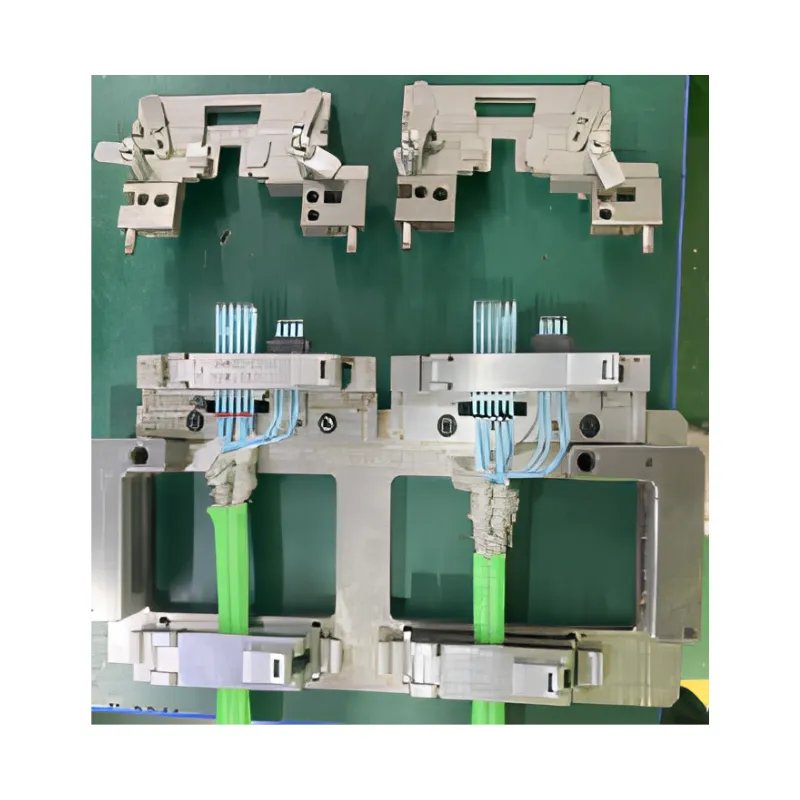 Fully Automatic External High-Speed Cable QSFP-DD Cable Preparing Line自动线缩略图